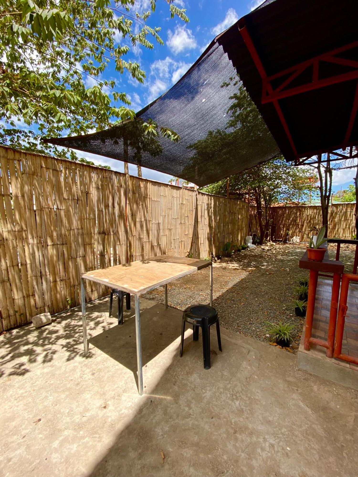 Moalboal Panagsama Beach Topbudz Hostel Exterior photo