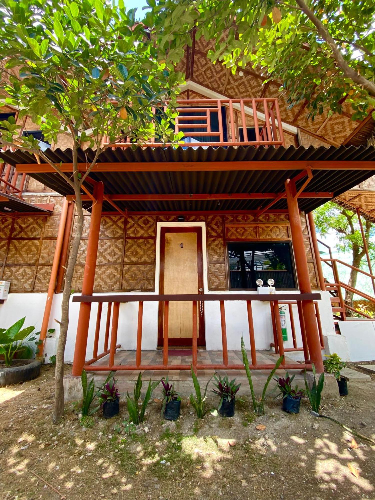 Moalboal Panagsama Beach Topbudz Hostel Exterior photo