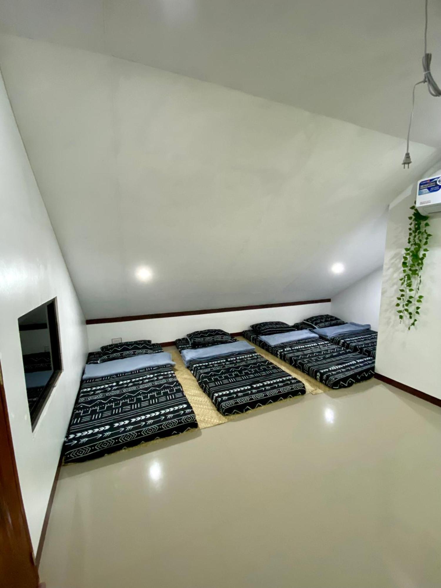 Moalboal Panagsama Beach Topbudz Hostel Exterior photo